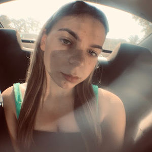 Meet your Posher, Isabella